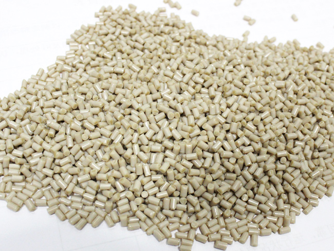 PAI: Errendimendu plastikoaren gailurra 260 °C-tan